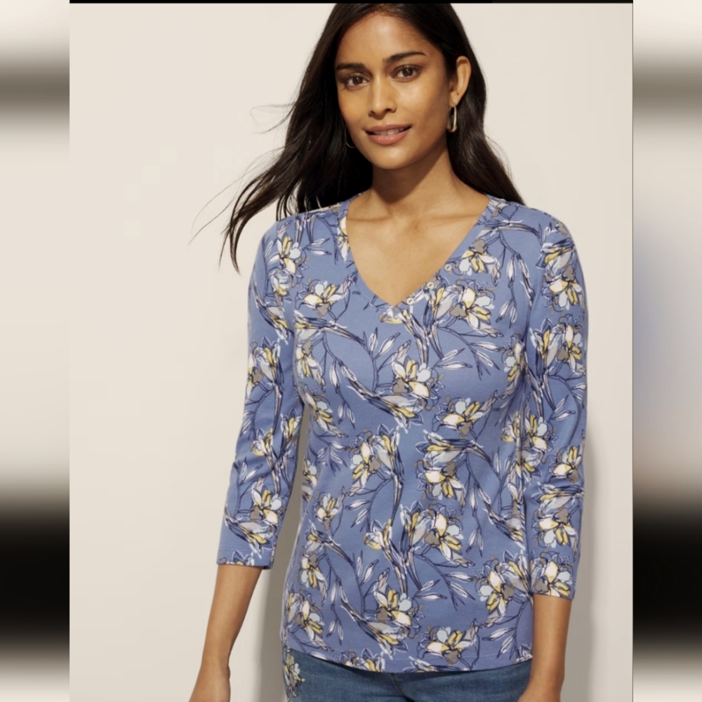new  CHICO'S TOP desert wildflower BRAND NEW Size medium BLUE FLORAL 💙 t-shirt